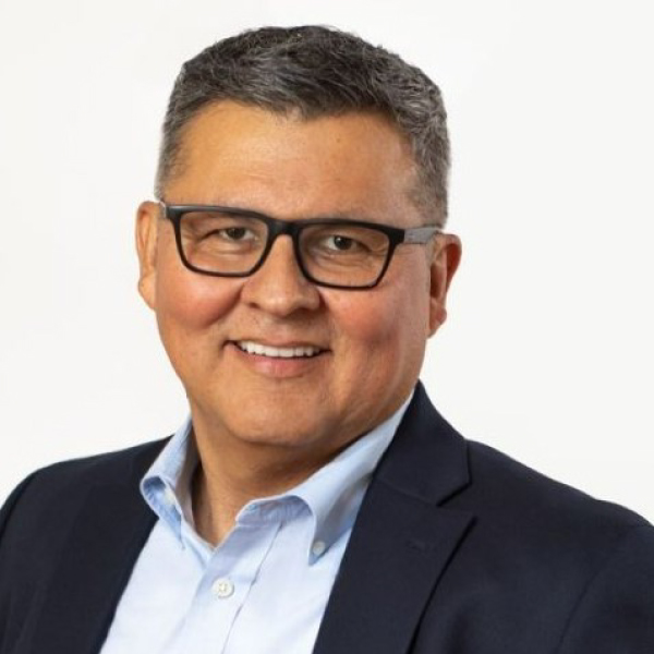 Luis Lopez headshot.